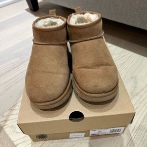 Ugg Ultra Mini